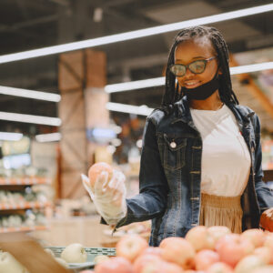 black-girl-mask-buy-food